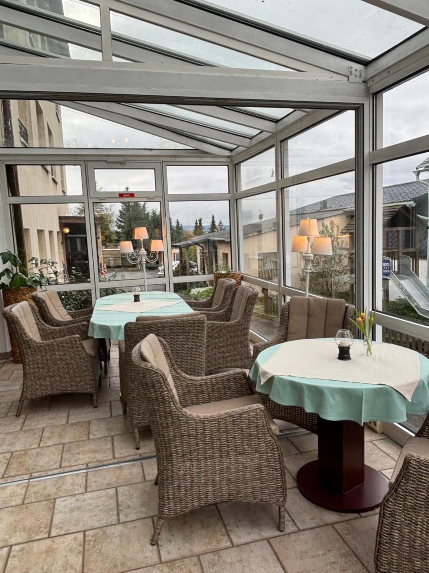 Hotel Burghof Schwarzatal Luaran gambar